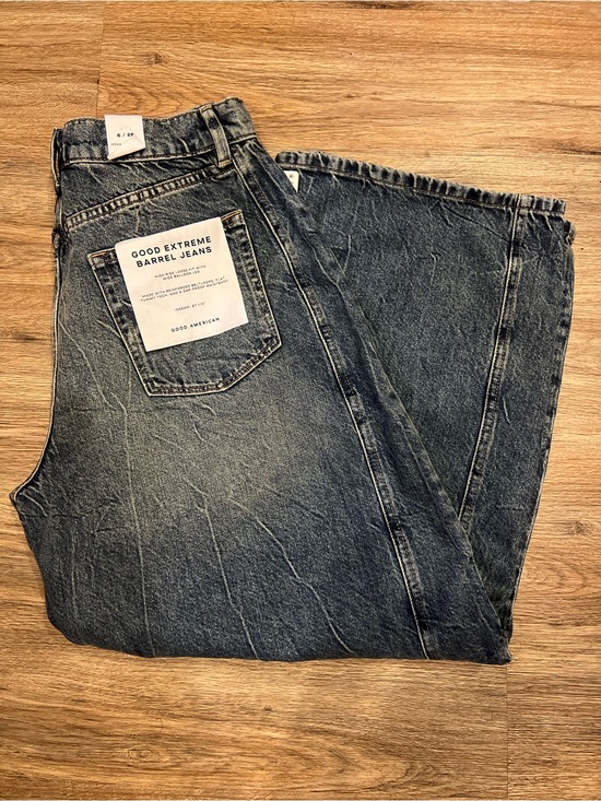 Good American Denim - Good American Extreme Barrel Jeans